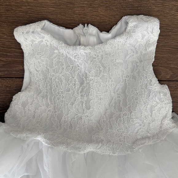 NWT Lace & Tulle Dress - Picture 8 of 8